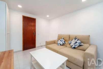 Moradia T2 para Venda em Albufeira e Olhos de Água