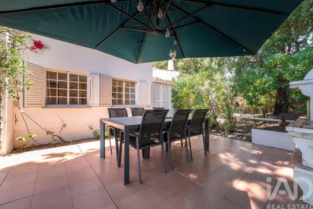 Moradia T2 para Venda em Albufeira e Olhos de Água Foto 34