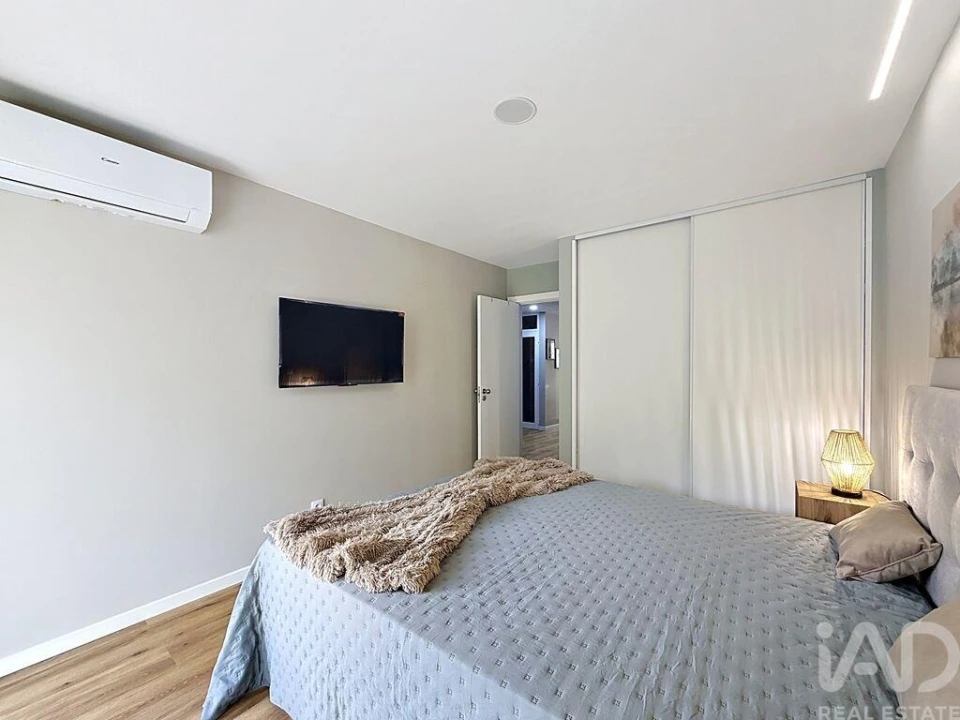 Apartamento T2 para Venda em Funchal (Santa Maria Maior) Foto 14