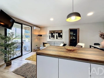 Apartamento T2 para Venda em Funchal (Santa Maria Maior)