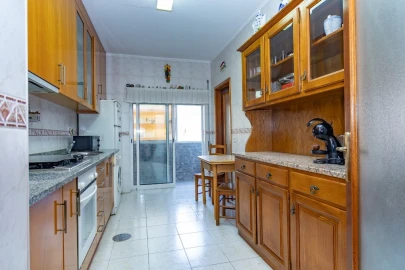 Apartamento T3 para Venda em Ferreiros, Prozelo e Besteiros