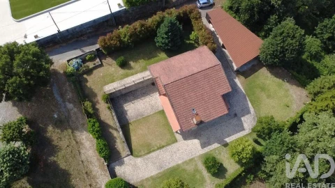 Moradia T4 para Venda em São Pedro do Sul, Várzea e Baiões