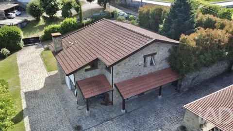 Moradia T4 para Venda em São Pedro do Sul, Várzea e Baiões