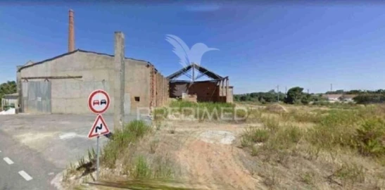 Armazém para Venda em Povoa da Isenta