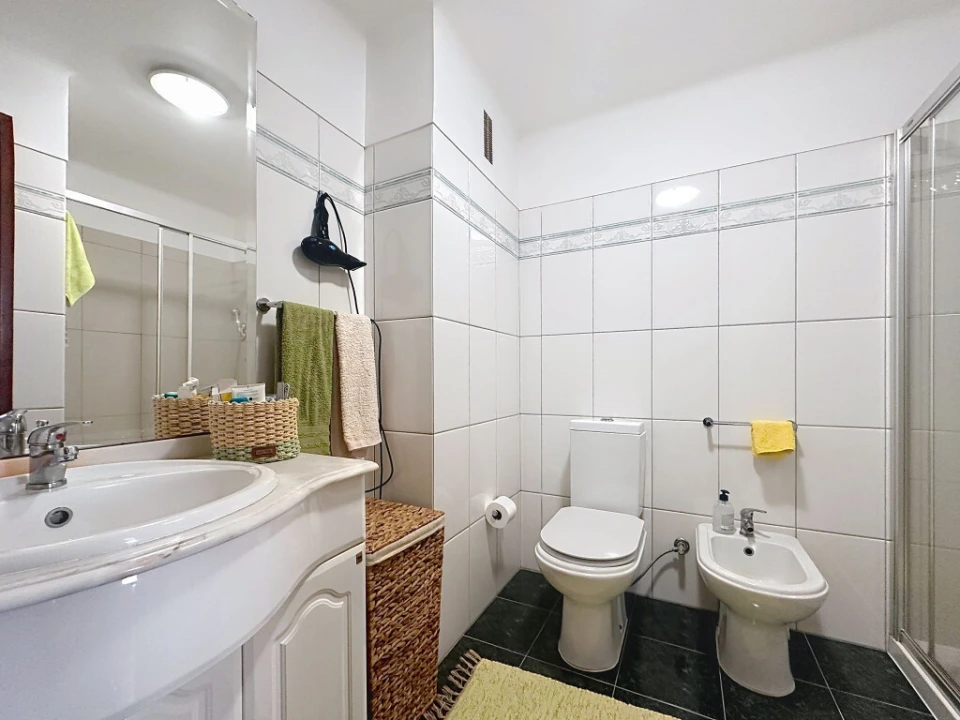 Apartamento T1 para Venda em Santo Antonio dos Olivais Foto 10