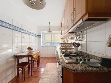 Apartamento T1 para Venda em Santo Antonio dos Olivais