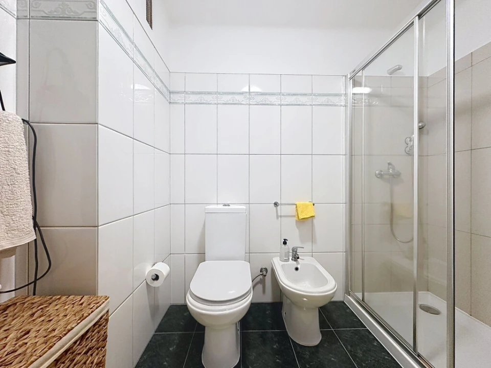 Apartamento T1 para Venda em Santo Antonio dos Olivais Foto 11