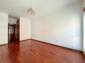 Apartamento T3 para Venda em Santo Antonio dos Olivais