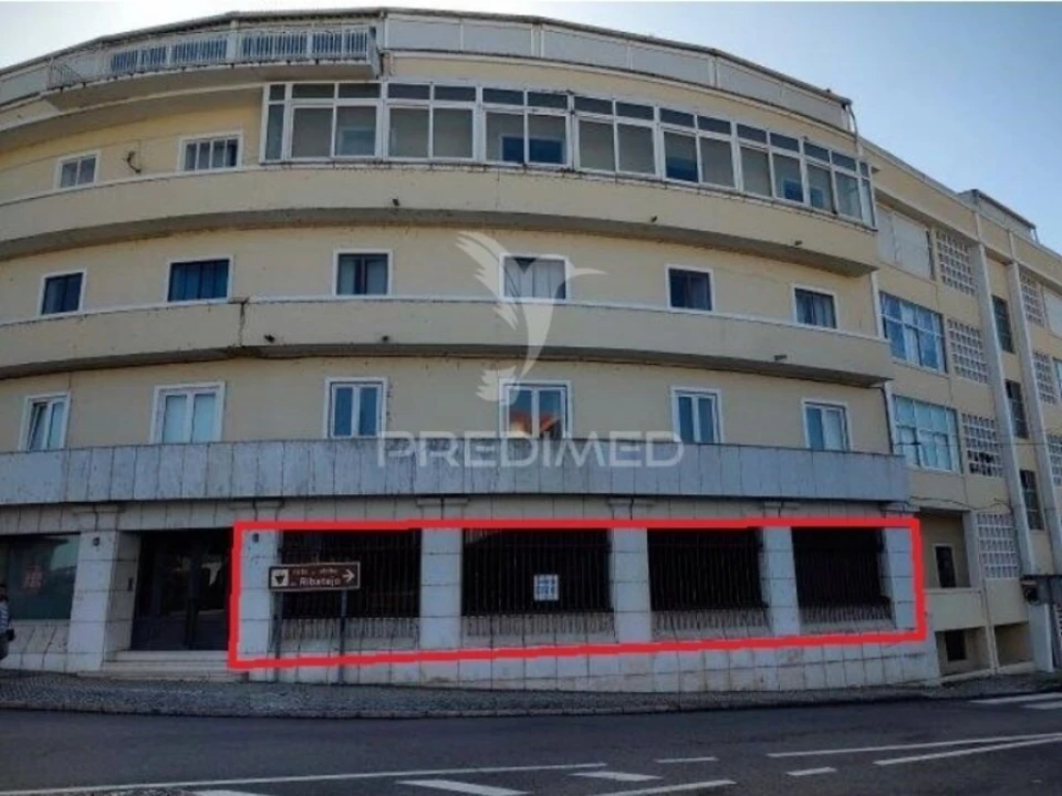 Loja para Venda em São Miguel do Rio Torto e Rossio Ao Sul do Tejo Foto 1