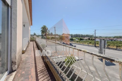Moradia T4 para Venda em Carregueira