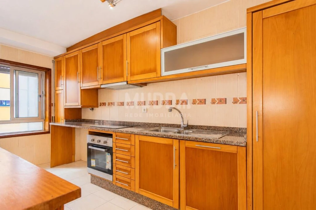 Apartamento T2 para Venda em Ovar, São João, Arada e São Vicente de Pereira Jusã Foto 2