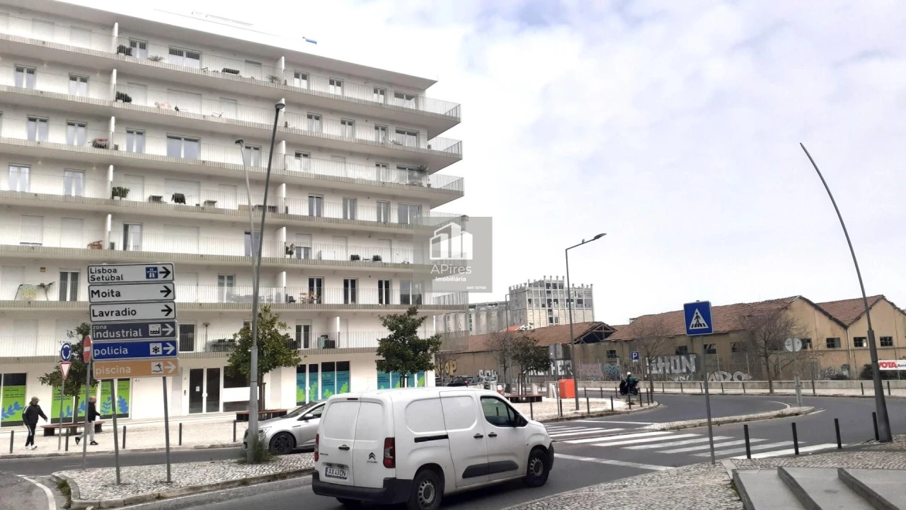 Loja para Arrendamento em Barreiro e Lavradio Foto 18