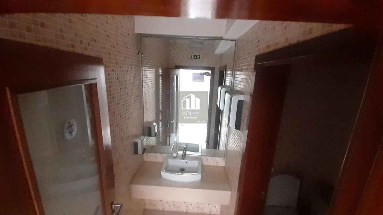 Loja para Arrendamento em Barreiro e Lavradio Foto 9