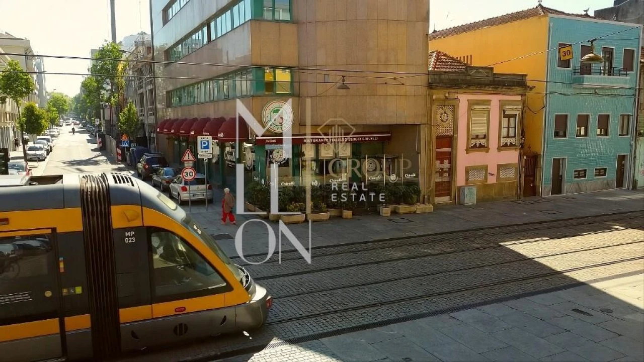 Loja para Trespasse em Matosinhos e Leça da Palmeira Foto 3
