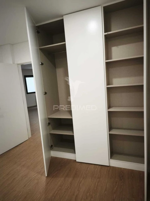 Apartamento T1 para Venda em Esgueira