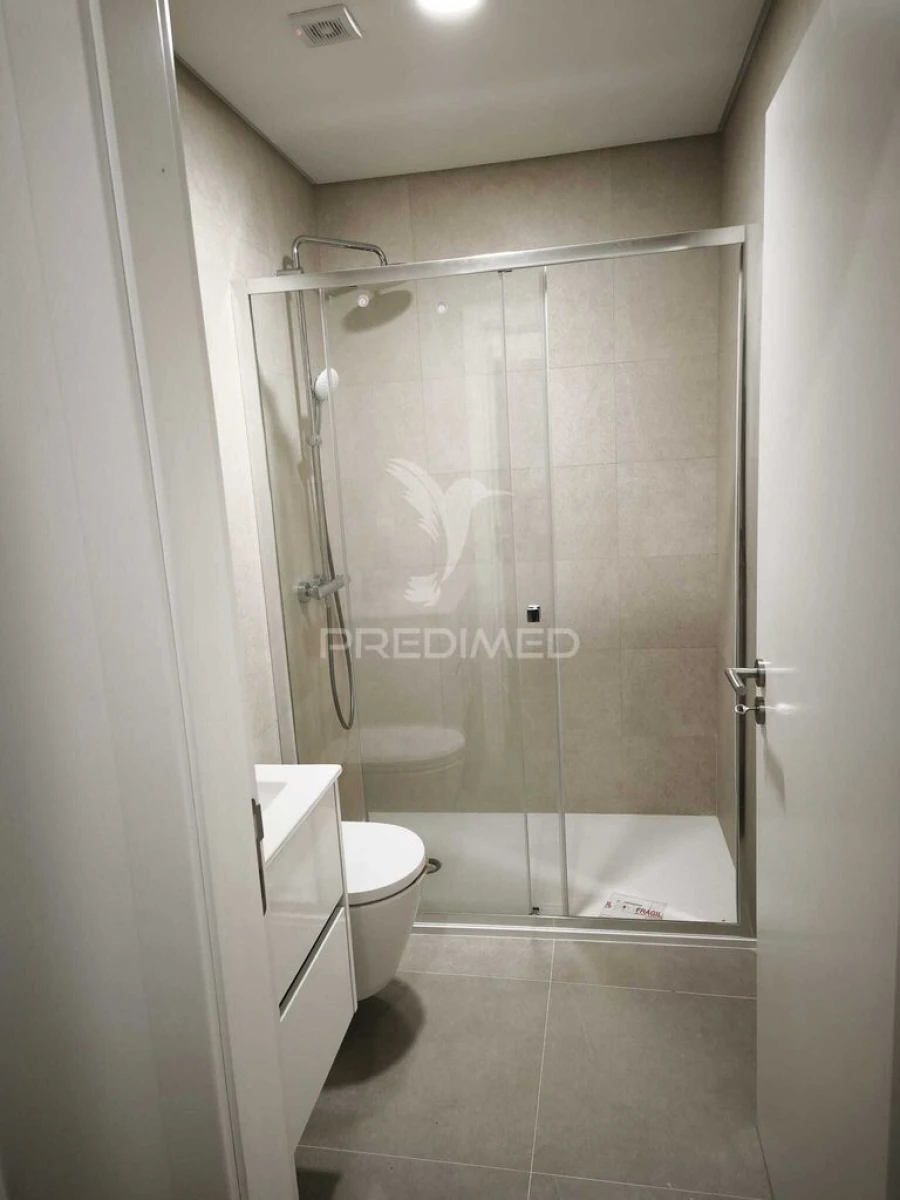 Apartamento T1 para Venda em Esgueira Foto 2