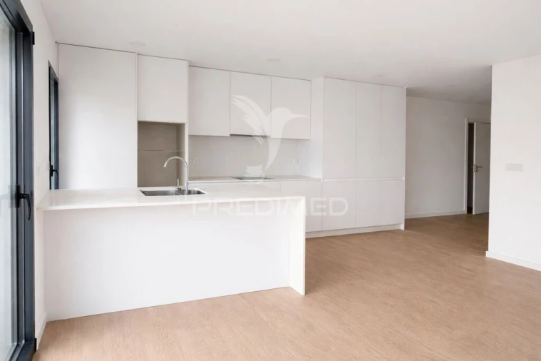 Apartamento T1 para Venda em Esgueira Foto 6
