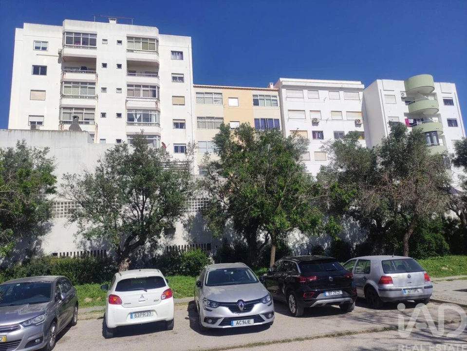 Apartamento T2 para Venda em Portimão Foto 19