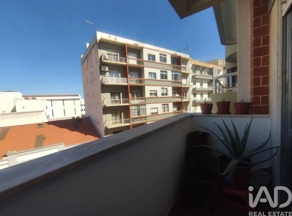 Apartamento T2 para Venda em Portimão Foto 5