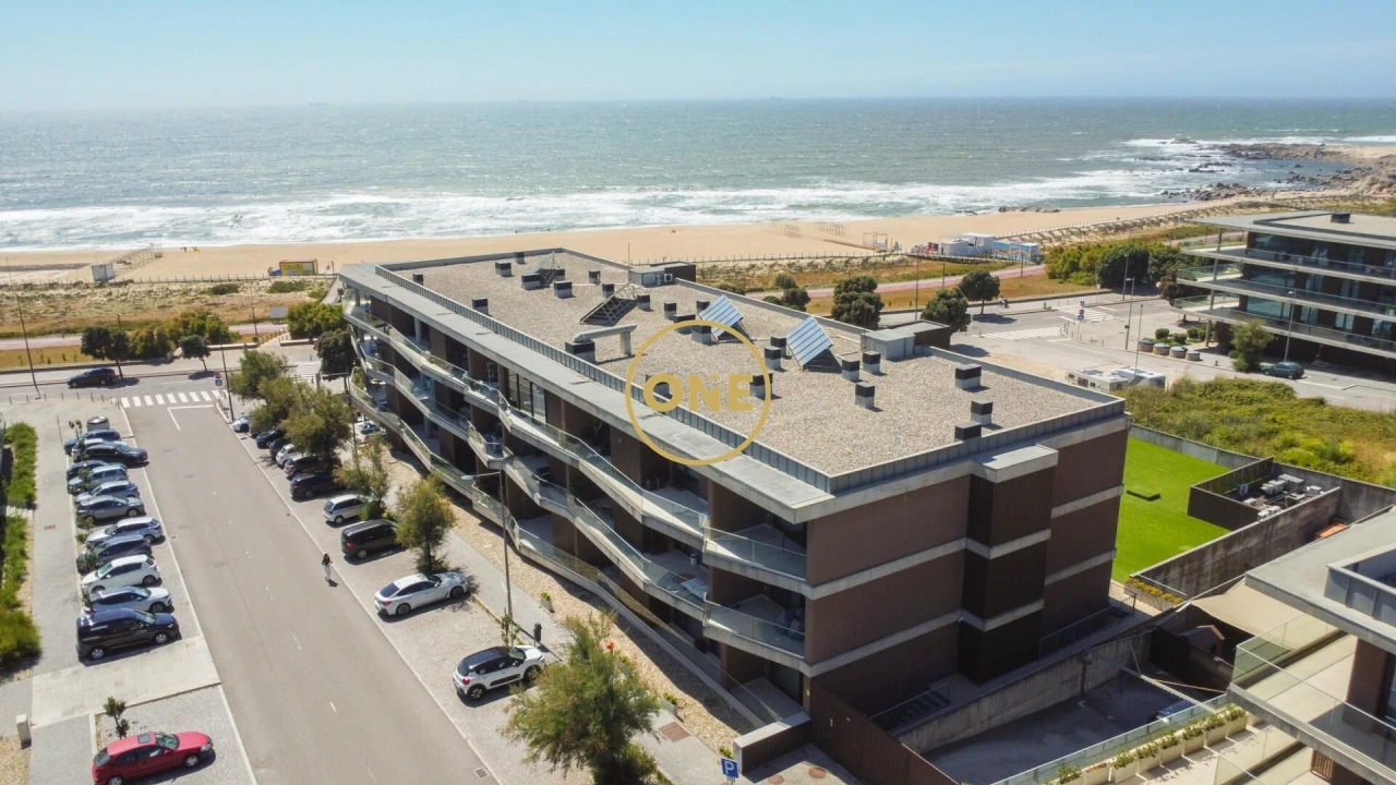 Apartamento T4 para Venda em Canidelo Foto 1