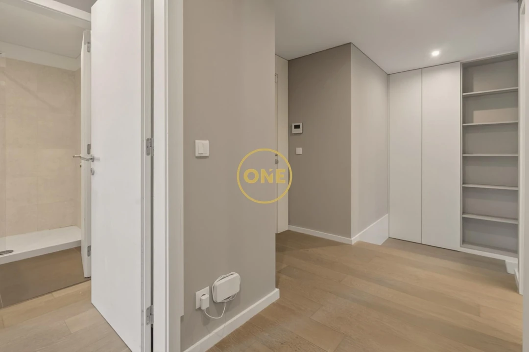 Apartamento T4 para Venda em Canidelo Foto 7