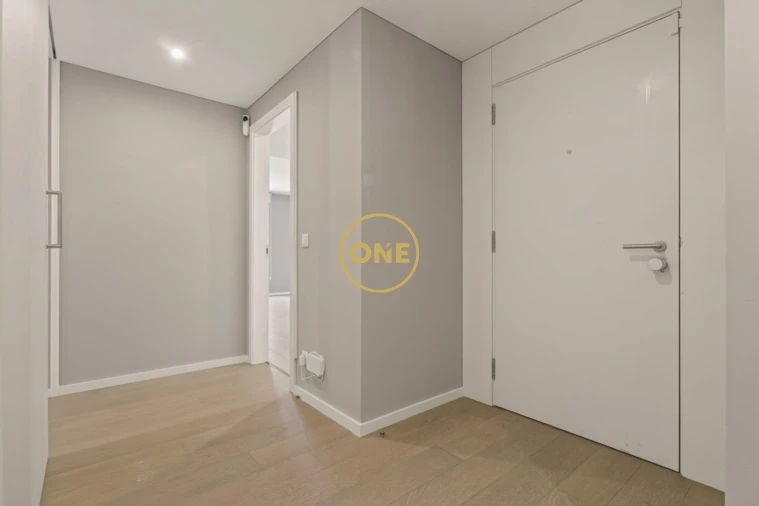 Apartamento T4 para Venda em Canidelo Foto 6