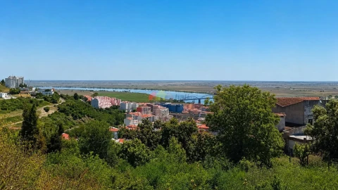 Terreno para Venda em Vila Franca de Xira