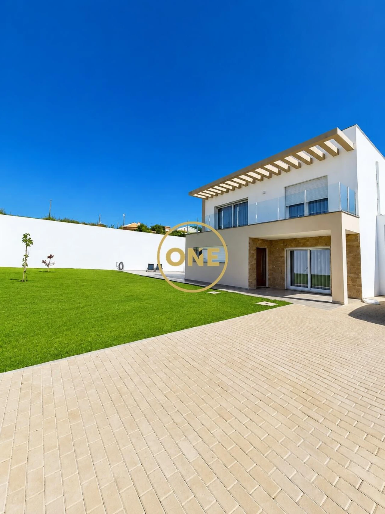 Moradia T4 para Venda em Miragaia e Marteleira Foto 1