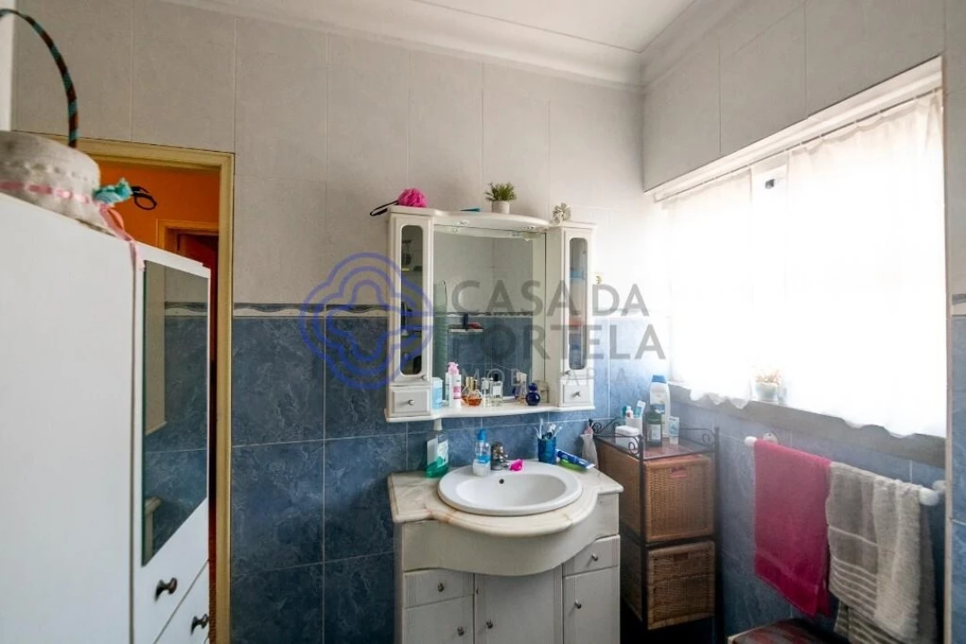 Moradia T4 para Venda em Barcarena Foto 53