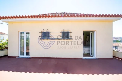 Moradia T4 para Venda em Barcarena