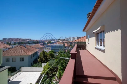 Moradia T4 para Venda em Barcarena