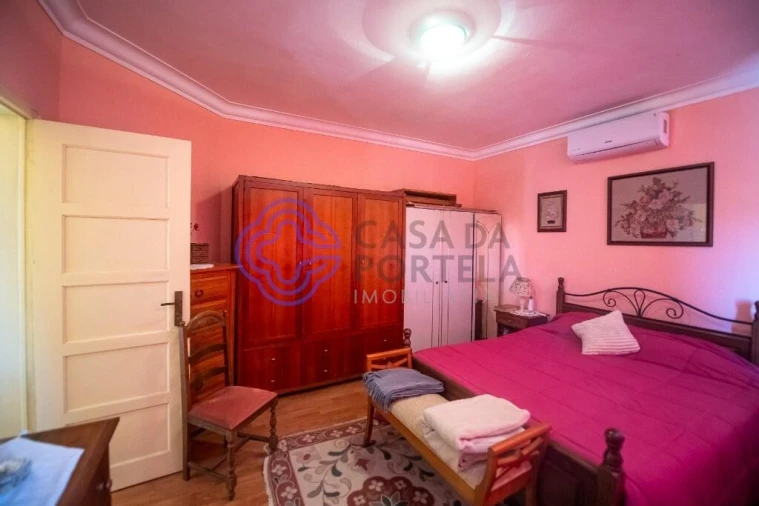 Moradia T4 para Venda em Barcarena Foto 46