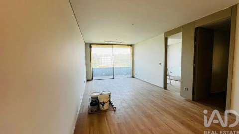 Apartamento T1 para Venda em Mafamude e Vilar do Paraíso