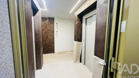 Apartamento T1 para Venda em Mafamude e Vilar do Paraíso