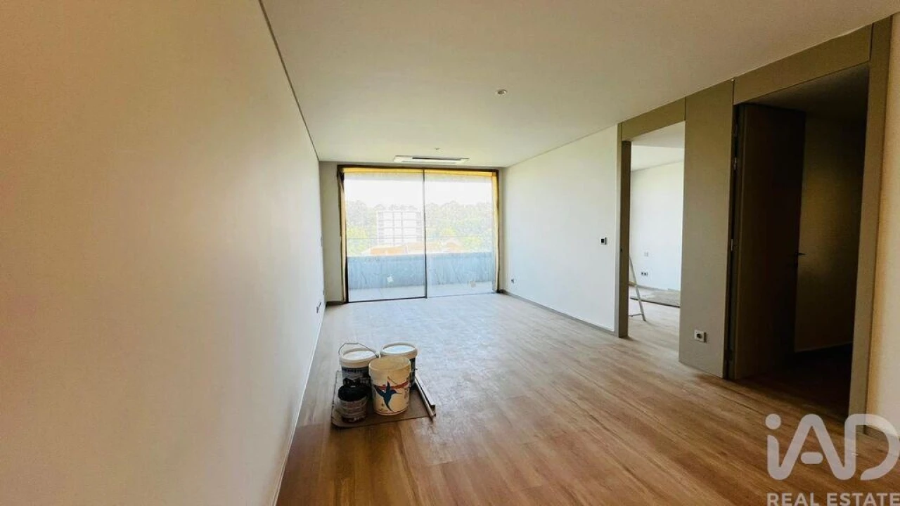 Apartamento T1 para Venda em Mafamude e Vilar do Paraíso Foto 26