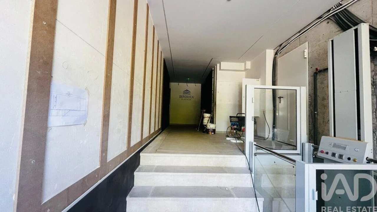 Apartamento T1 para Venda em Mafamude e Vilar do Paraíso Foto 7