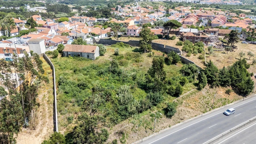 Moradia T1 para Venda em Rio de Mouro Foto 5