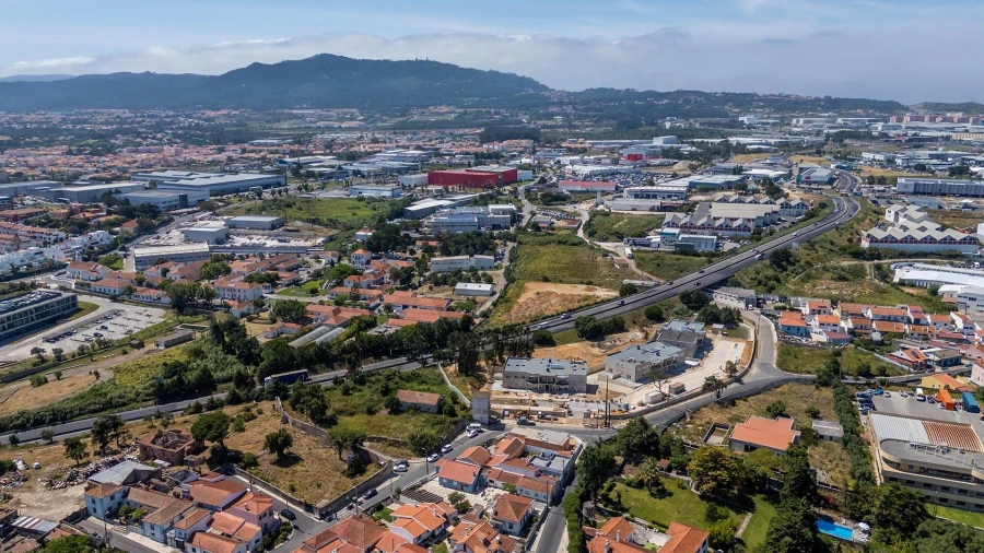 Moradia T1 para Venda em Rio de Mouro Foto 11