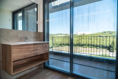 Apartamento T4 para Venda em Algés, Linda-A-Velha e Cruz Quebrada-Dafundo