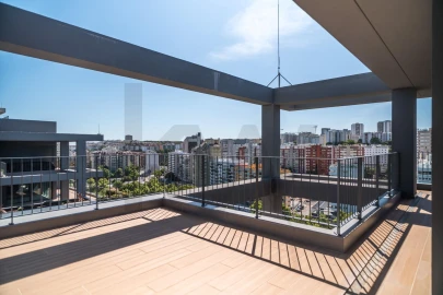 Apartamento T4 para Venda em Algés, Linda-A-Velha e Cruz Quebrada-Dafundo