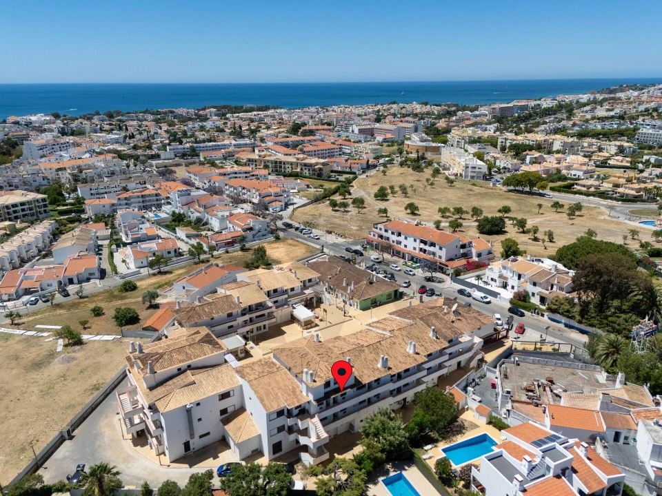 Apartamento T2 para Venda em Albufeira e Olhos de Água Foto 28