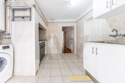 Apartamento T3 para Venda em Misericórdia
