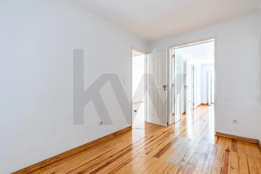 Apartamento T3 para Venda em Misericórdia Foto 12