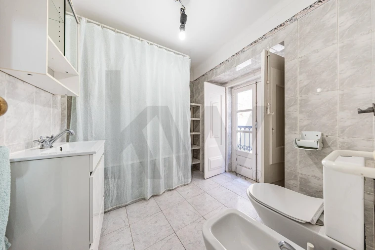 Apartamento T3 para Venda em Misericórdia Foto 23