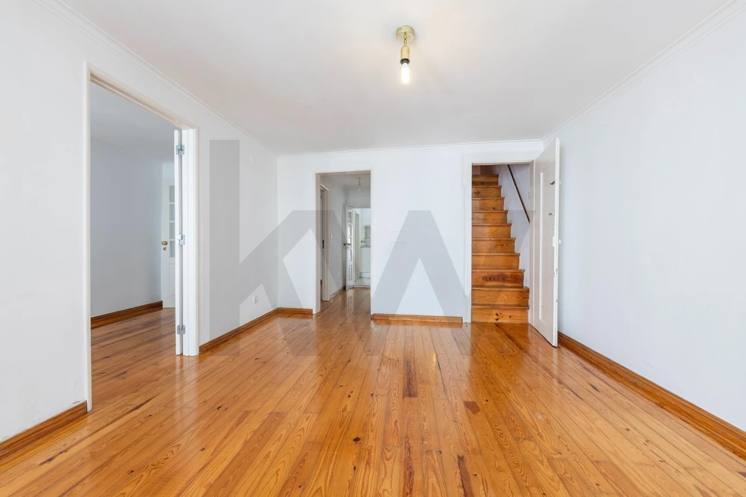 Apartamento T3 para Venda em Misericórdia Foto 7