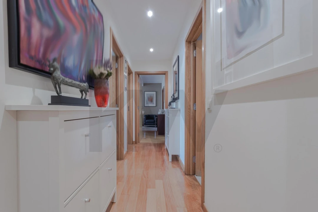 Apartamento T4 para Venda em Ramalde Foto 15