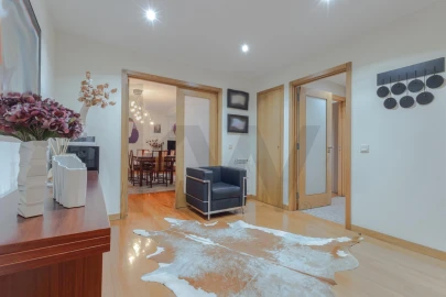 Apartamento T4 para Venda em Ramalde