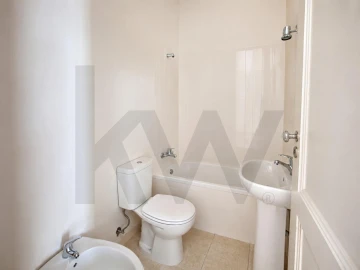 Apartamento T3 para Venda em Arroios