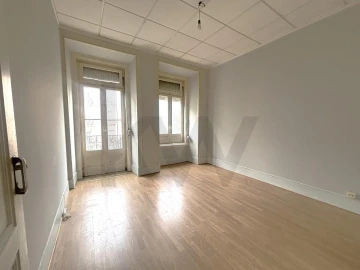 Apartamento T3 para Venda em Arroios