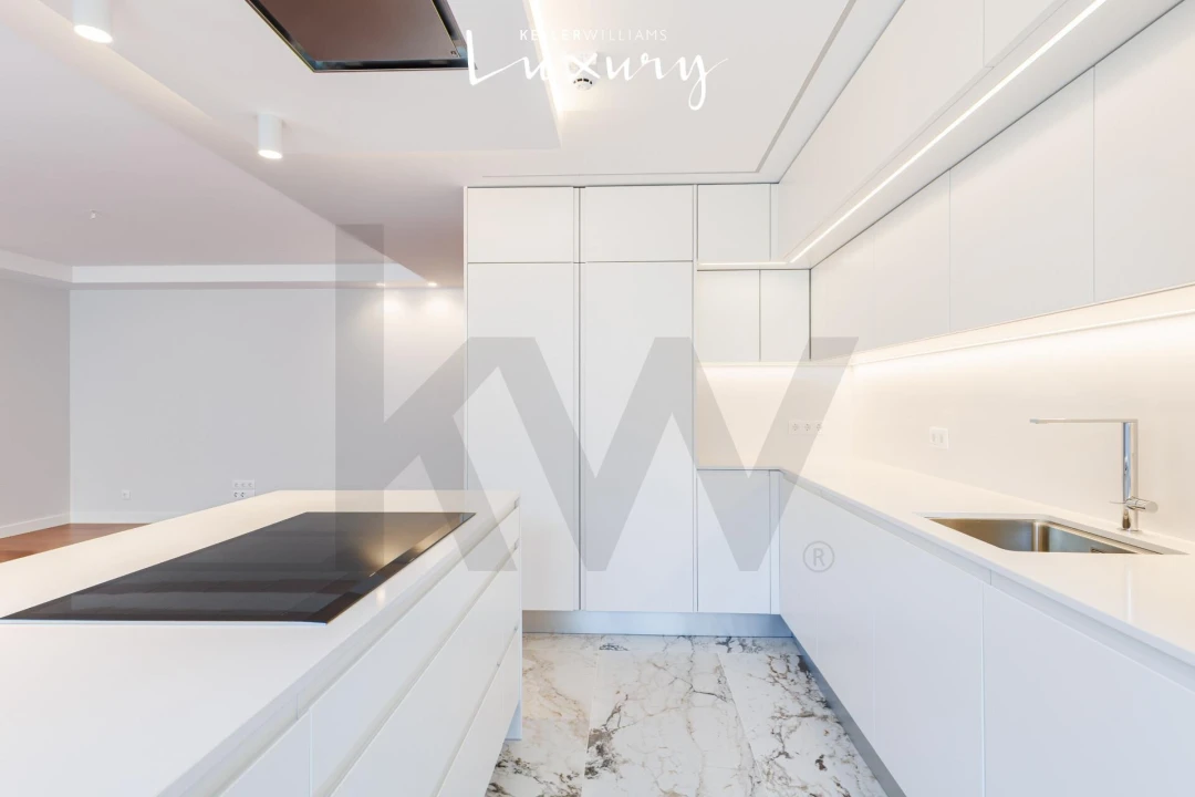 Apartamento T3 para Venda em Almada, Cova da Piedade, Pragal e Cacilhas Foto 8